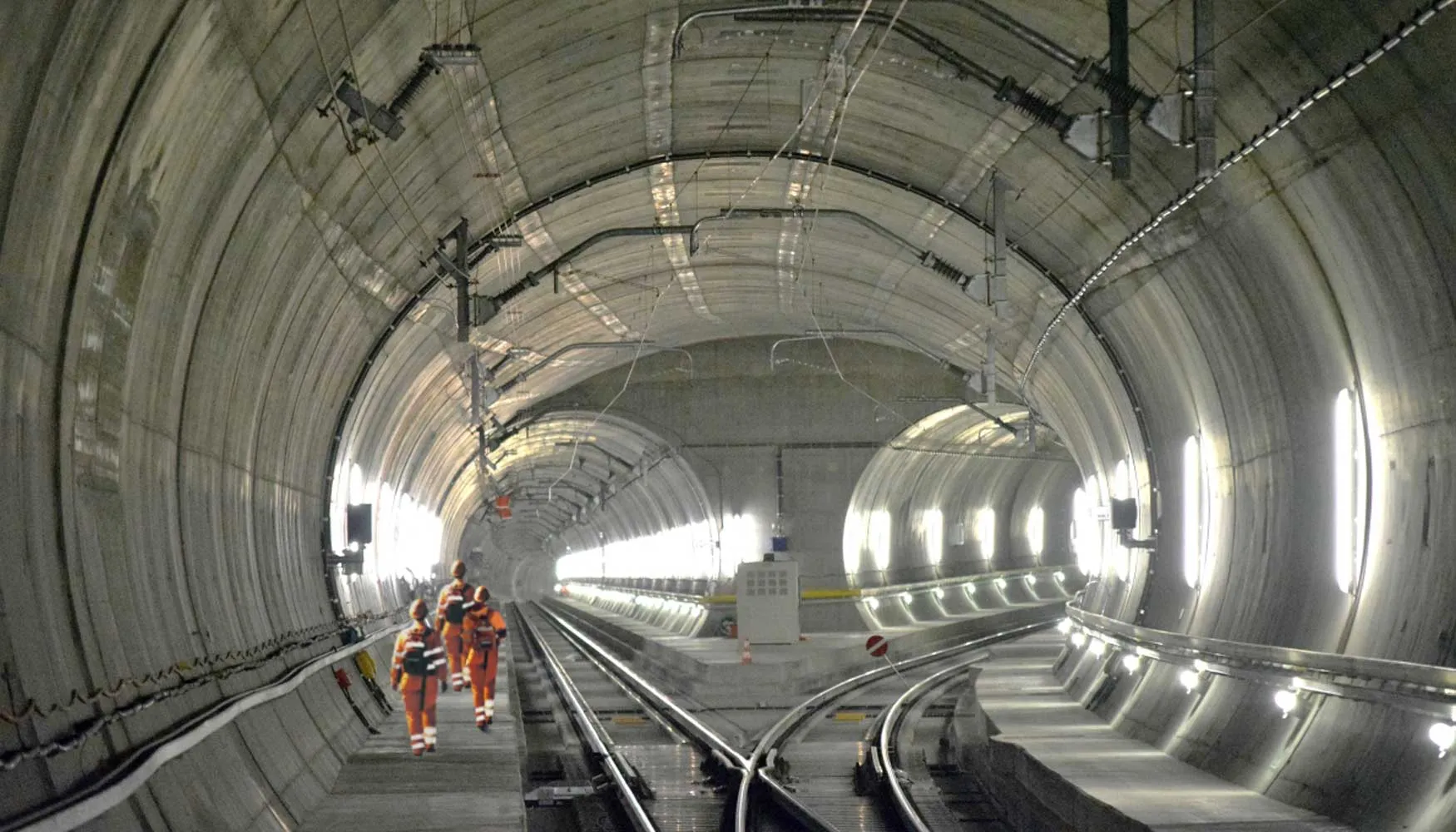 Galleria o tunnel in costruzione per infrastruttura